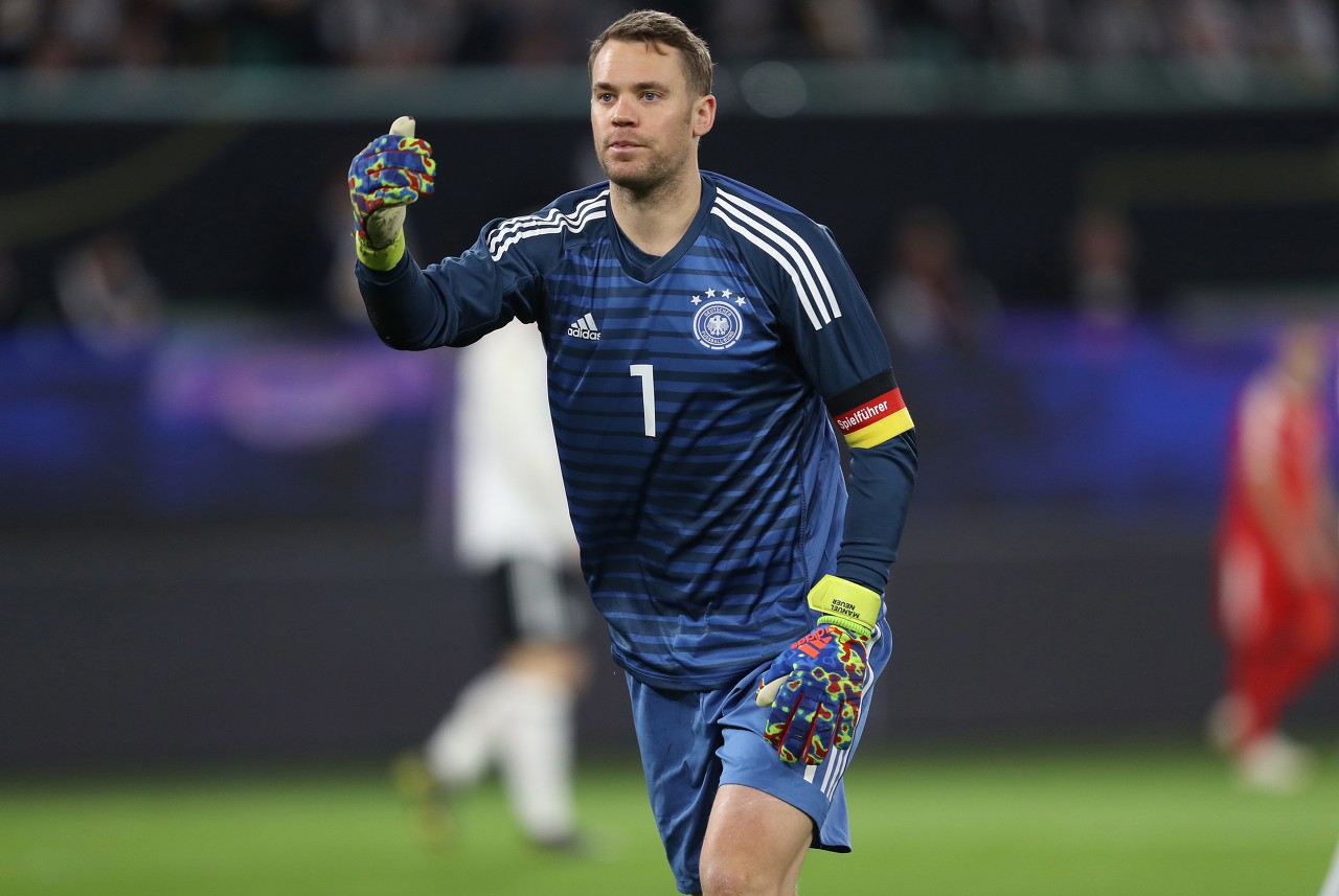 诺伊尔：目前没考虑回德国队 我曾从国家队得到很多且或有所回馈