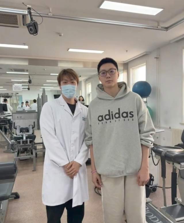 pg电子娱乐官网游戏地址-正式退出！广东核心无奈，济南小伙曝出原因，杜锋批准，徐杰祝福